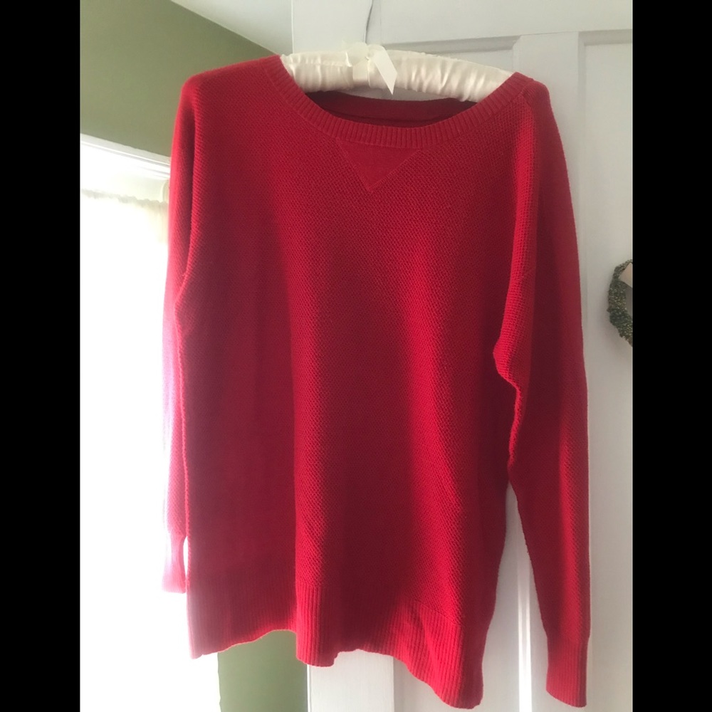 American Eagle 🦅 red sweater